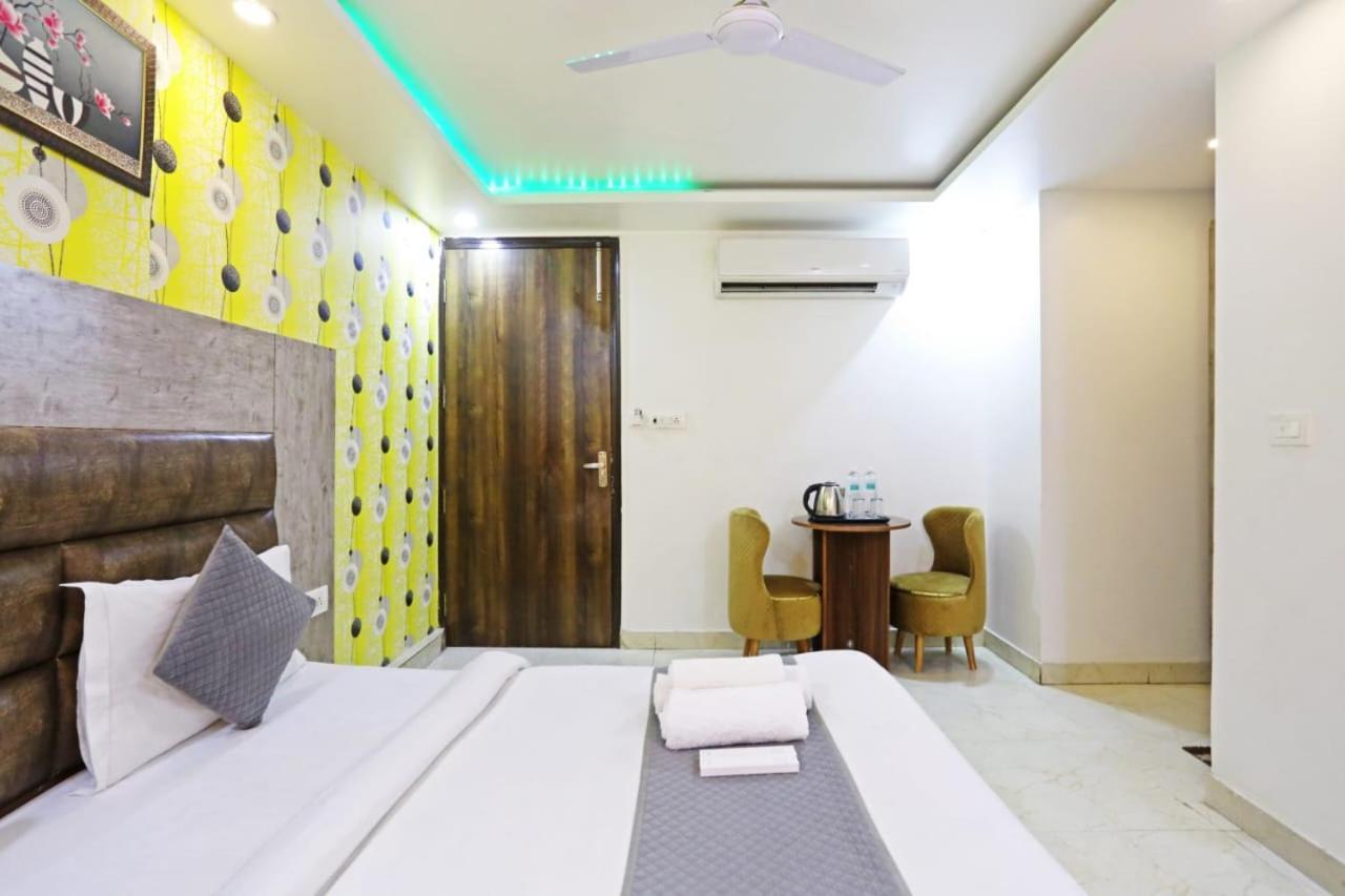 Hotel Broadway Near Delhi Airport Neu-Delhi Exterior foto